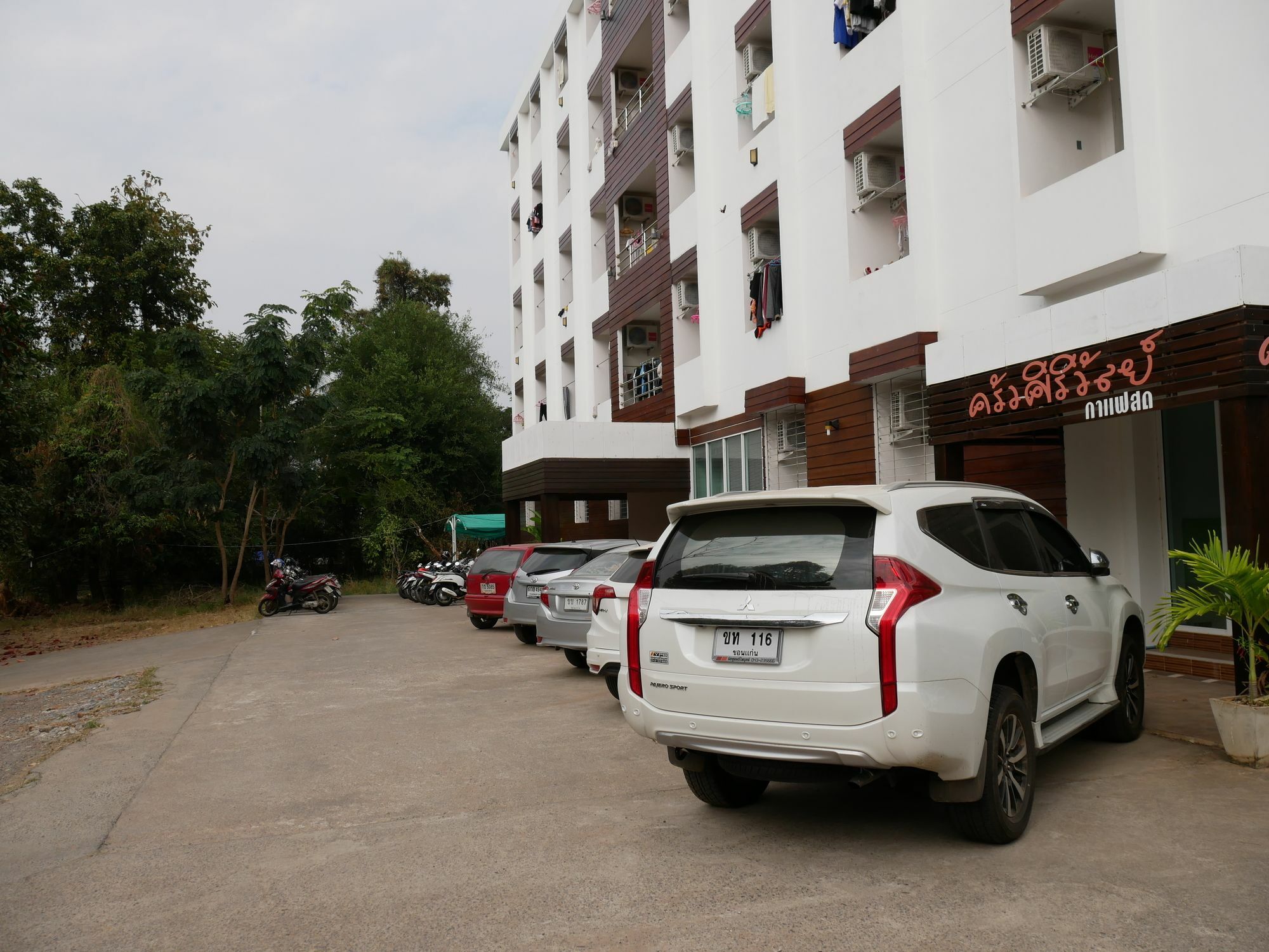 Siriwan Grand Garden Apartment Khon Kaen Dış mekan fotoğraf